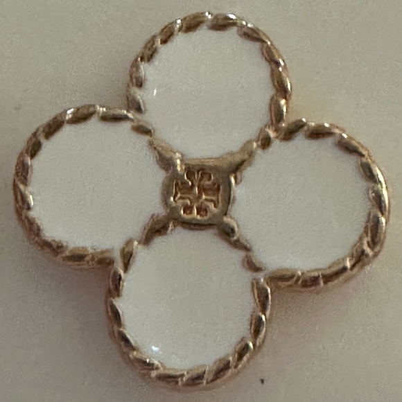 Tory Burch white enamel clover style Logo stud earrings - Picture 2 of 7